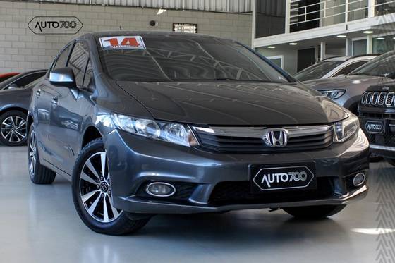 HONDA CIVIC 1.8 LXS 16V FLEX 4P AUTOMÁTICO HONDA CIVIC 1.8 LXS 16V FLEX 4P AUTOMÁTICO
